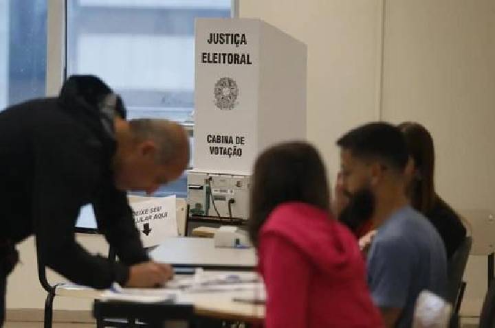 Número de eleitores com mais de 60 anos cresceu 74%, aponta pesquisa