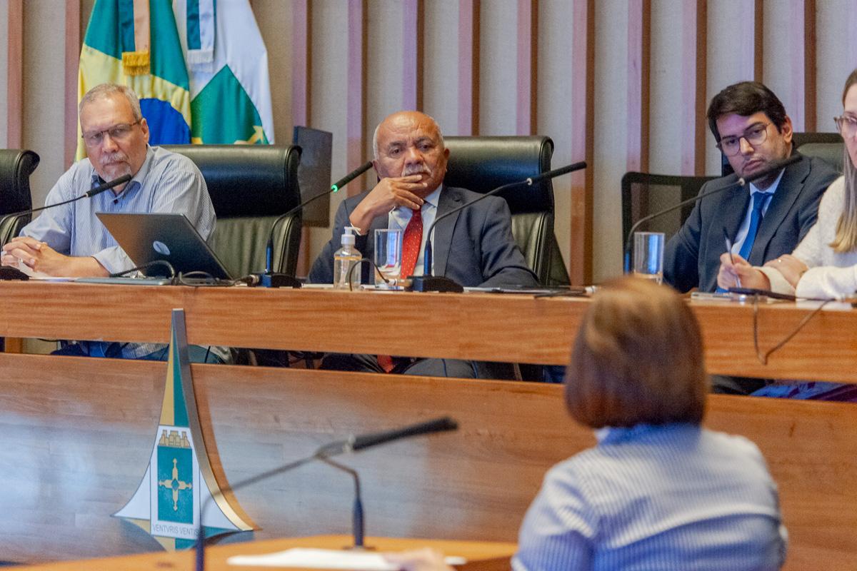 Comissão propõe incluir aposentados da CEB em plano de saúde do GDF