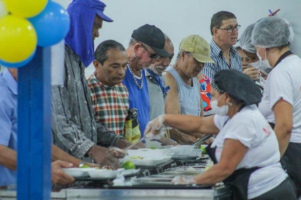 Restaurante Comunitário de Planaltina reabre de cara nova e mais moderno