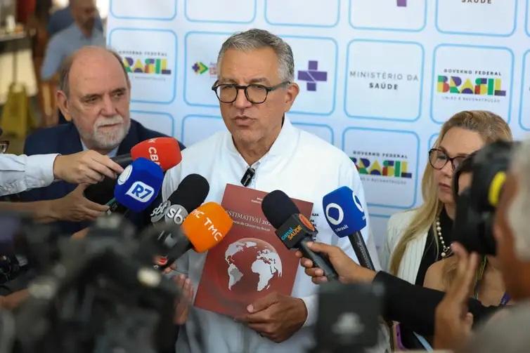 Brasil deve ter 781 mil novos casos de câncer por ano até 2028