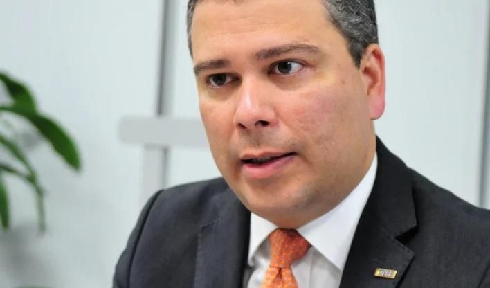 Escândalo no BRB: PF investiga elo entre gestão pública e esquema milionário com o Banco Master